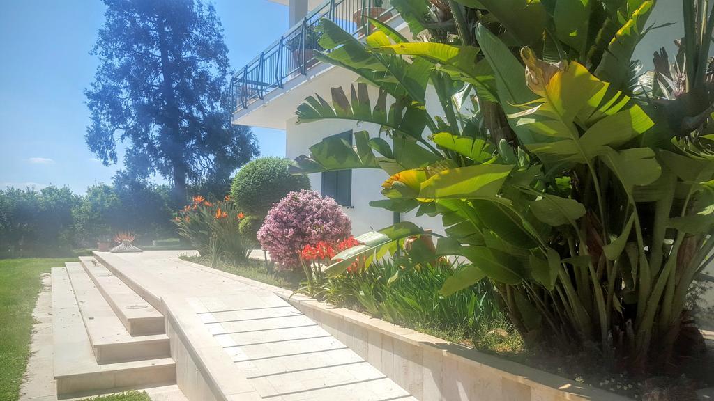 Vila Agriturismo Donna Clementina Castellaneta Marina Exteriér fotografie